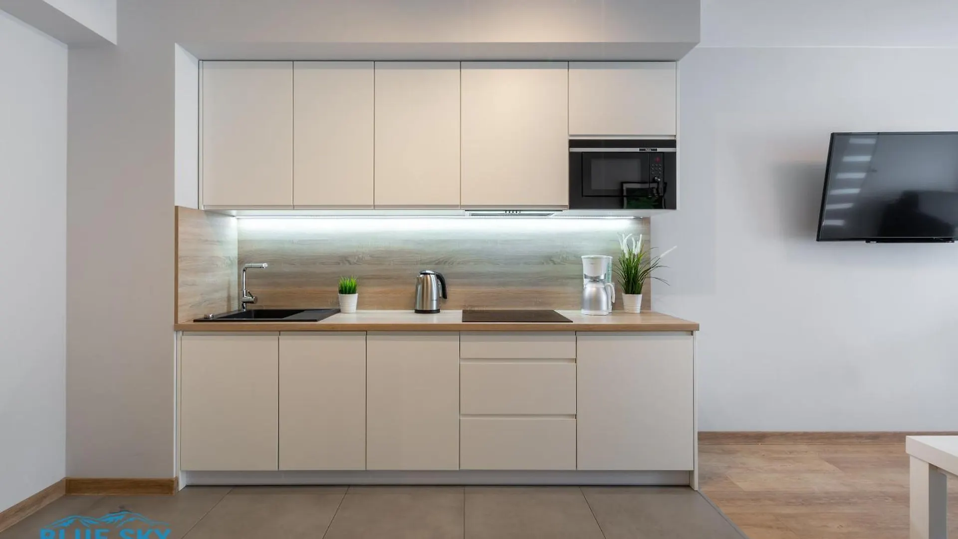 Apartamenty Bluesky - Karkonoska 13, Z Widokiem Na Gory, Blisko Szlakow I Wyciagow, W Zielonej Okolicy Karpacz