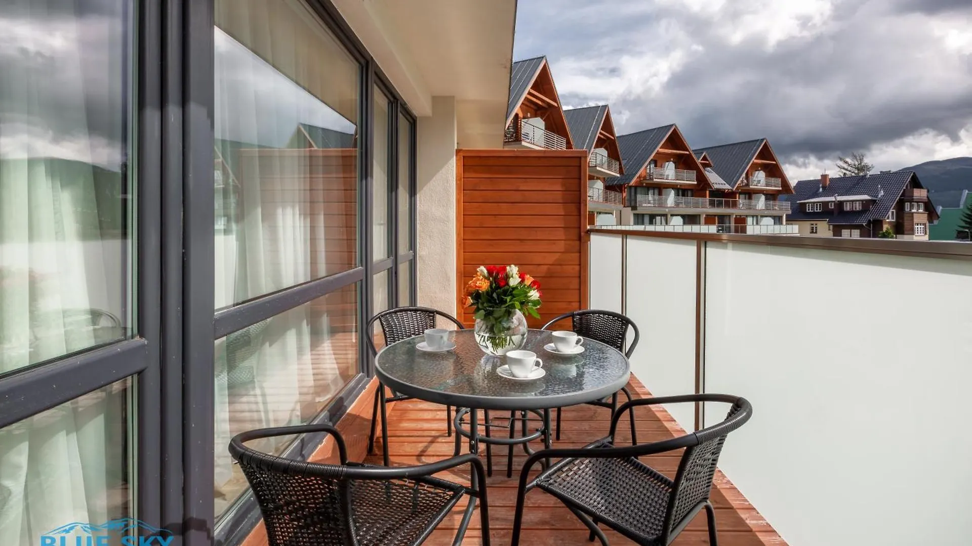Apartamenty Bluesky - Karkonoska 13, Z Widokiem Na Gory, Blisko Szlakow I Wyciagow, W Zielonej Okolicy Karpacz