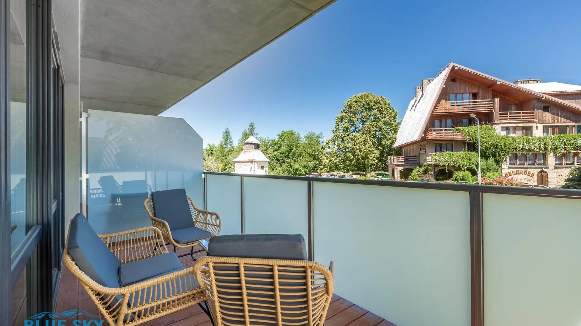 Apartamenty Bluesky - Karkonoska 13, Z Widokiem Na Gory, Blisko Szlakow I Wyciagow, W Zielonej Okolicy Karpacz 0*,