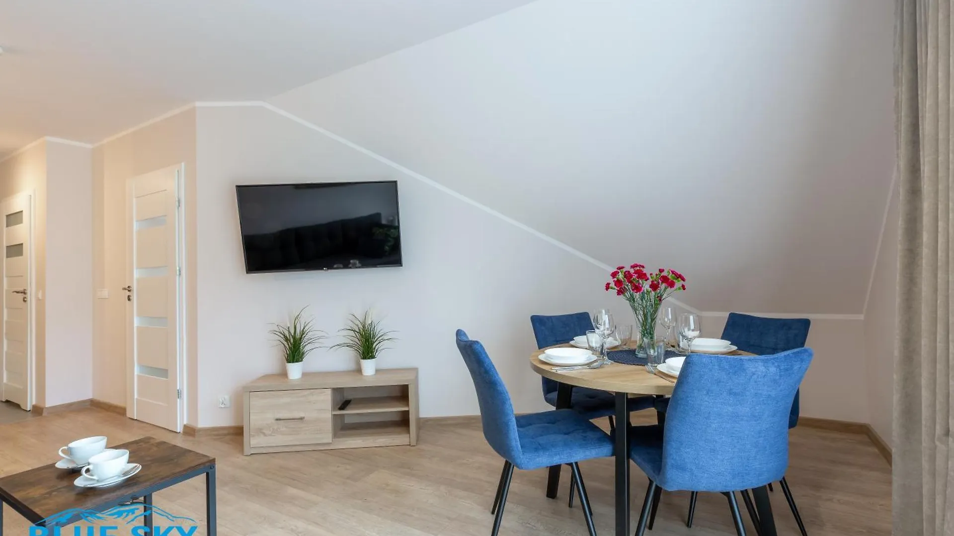 Apartamenty Bluesky - Karkonoska 13, Z Widokiem Na Gory, Blisko Szlakow I Wyciagow, W Zielonej Okolicy Karpacz 0*,