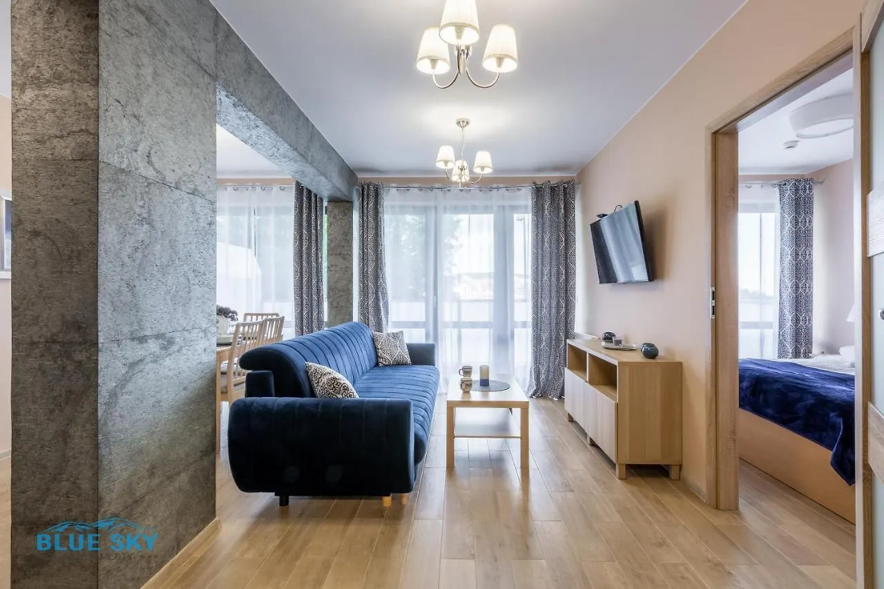Apartamenty Bluesky: Mountain View Retreat Near Trails Karpacz Apartment