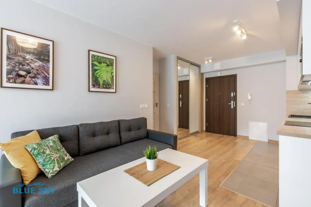Apartamenty Bluesky: Mountain View Retreat Near Trails Karpacz Apartment