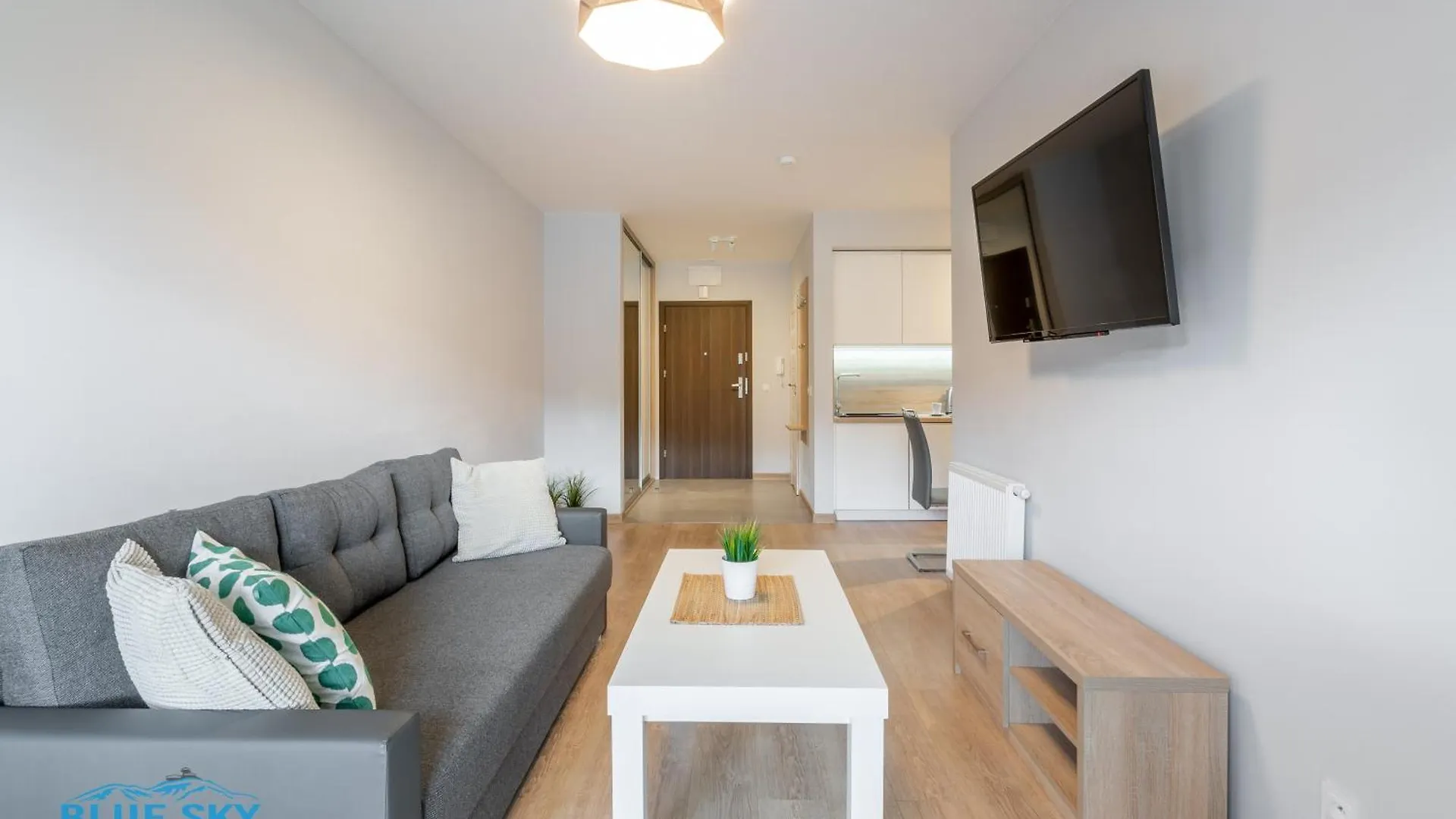 Apartamenty Bluesky: Mountain View Retreat Near Trails Karpacz 0*,